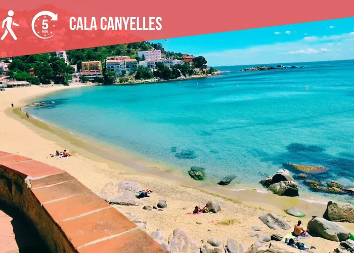 Panoramic Cala Canyelles, Pool * ロザス