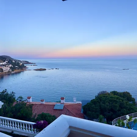 Διαμέρισμα Panoramic Cala Canyelles, Pool *