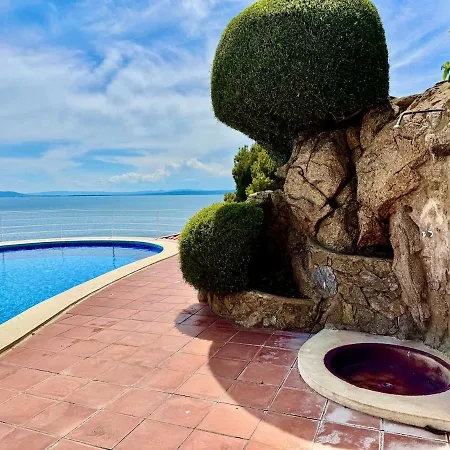 Panoramic Cala Canyelles, Pool * Roses