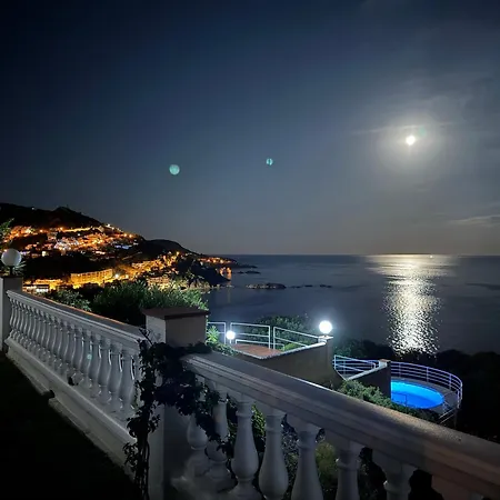 Panoramic Cala Canyelles, Pool דירה *