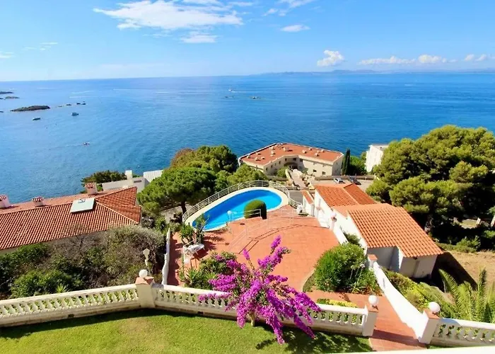 Panoramic Cala Canyelles, Pool Roses